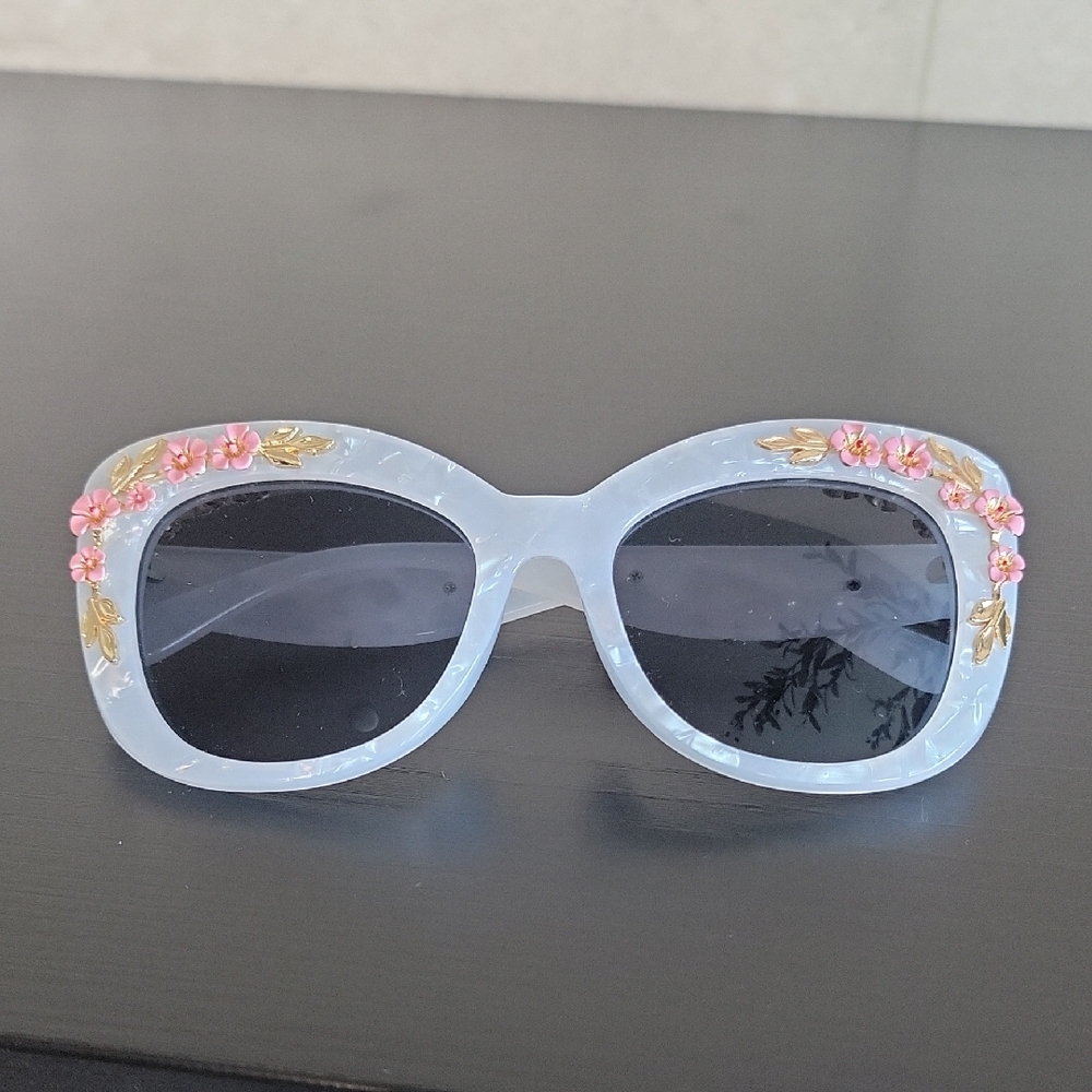 Torrid White With Pink/Gold Flowers Sunglasses